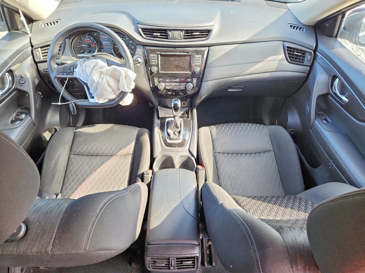 2018 NISSAN ROGUE S photo 22