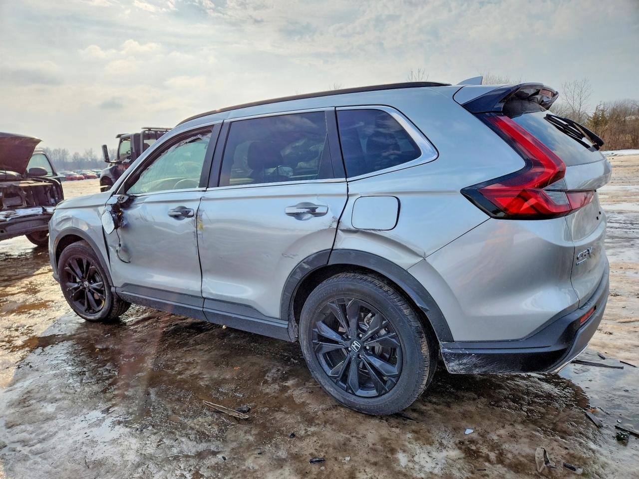 2025 HONDA CR-V SPORT TOURING photo 2
