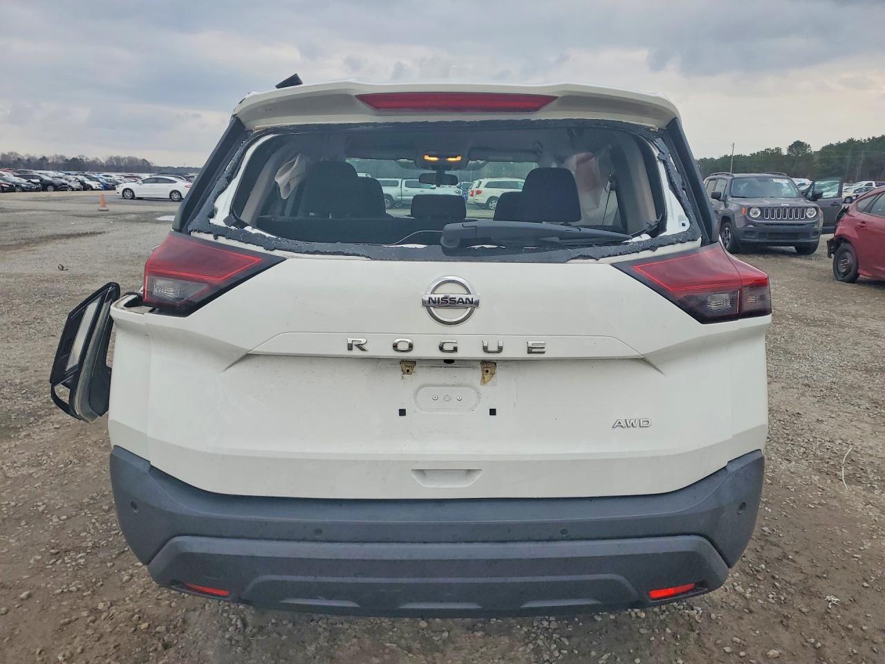 2021 NISSAN ROGUE S photo 11