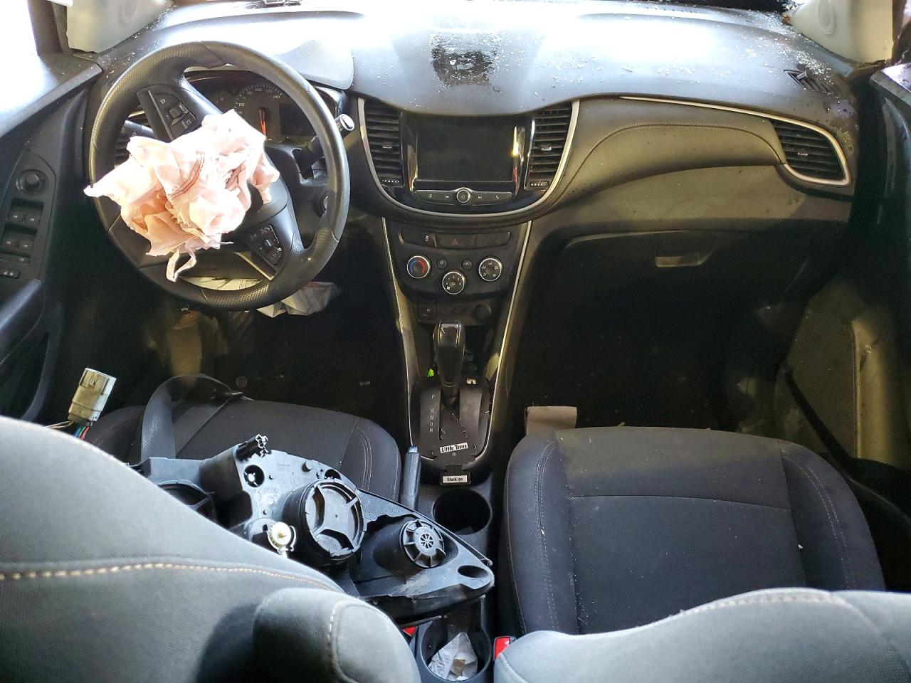 2019 CHEVROLET TRAX LS photo 8