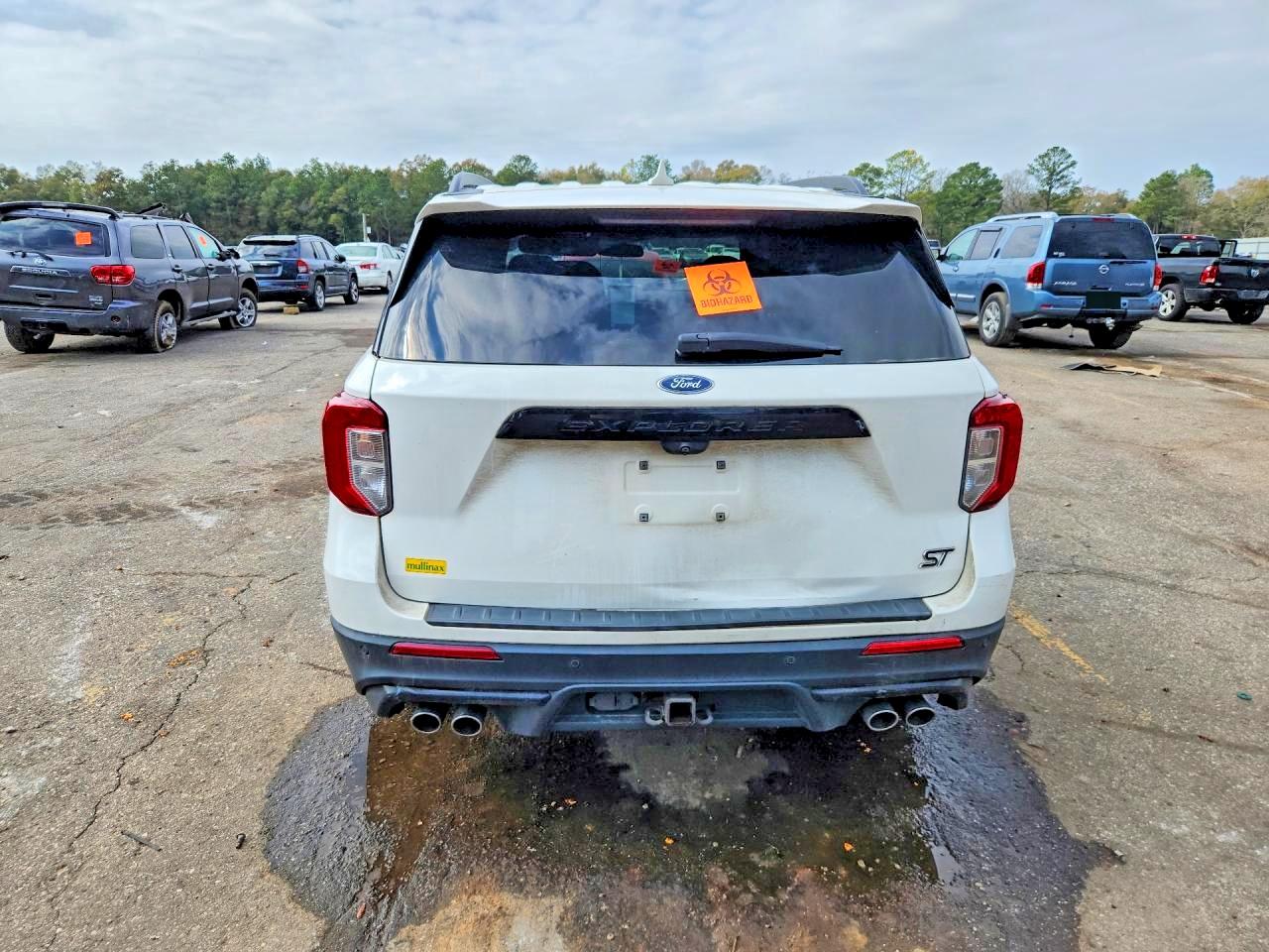 2021 FORD EXPLORER ST photo 16