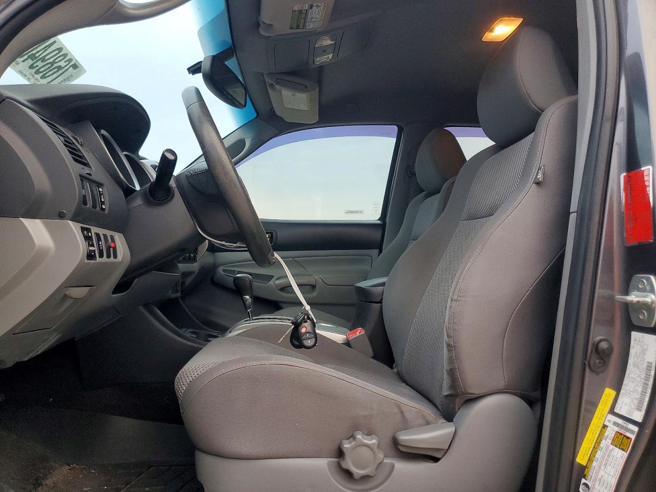 2012 TOYOTA TACOMA PRERUNNER V6 photo 7