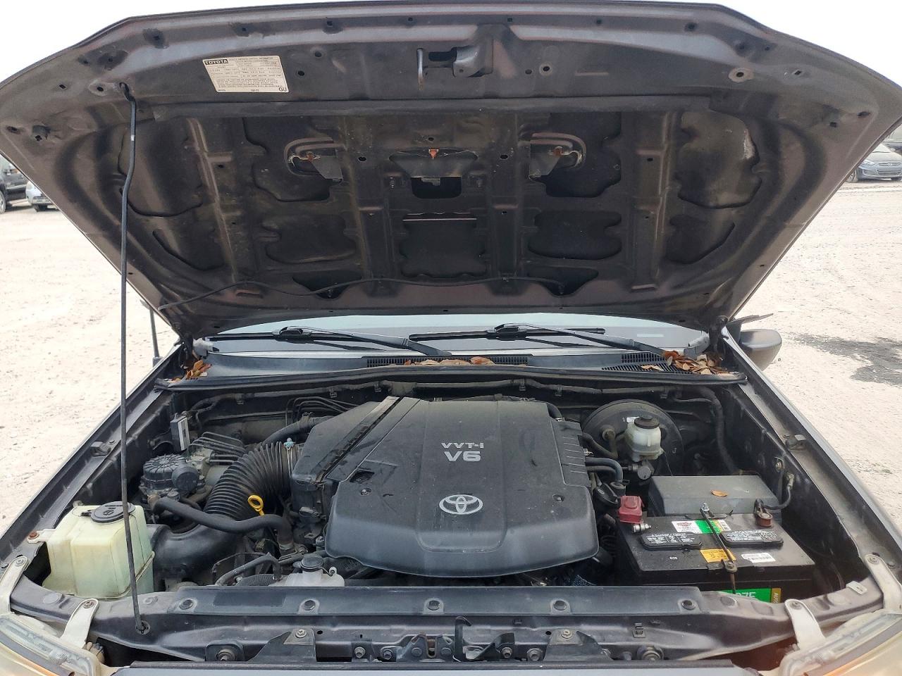 2012 TOYOTA TACOMA PRERUNNER V6 photo 11