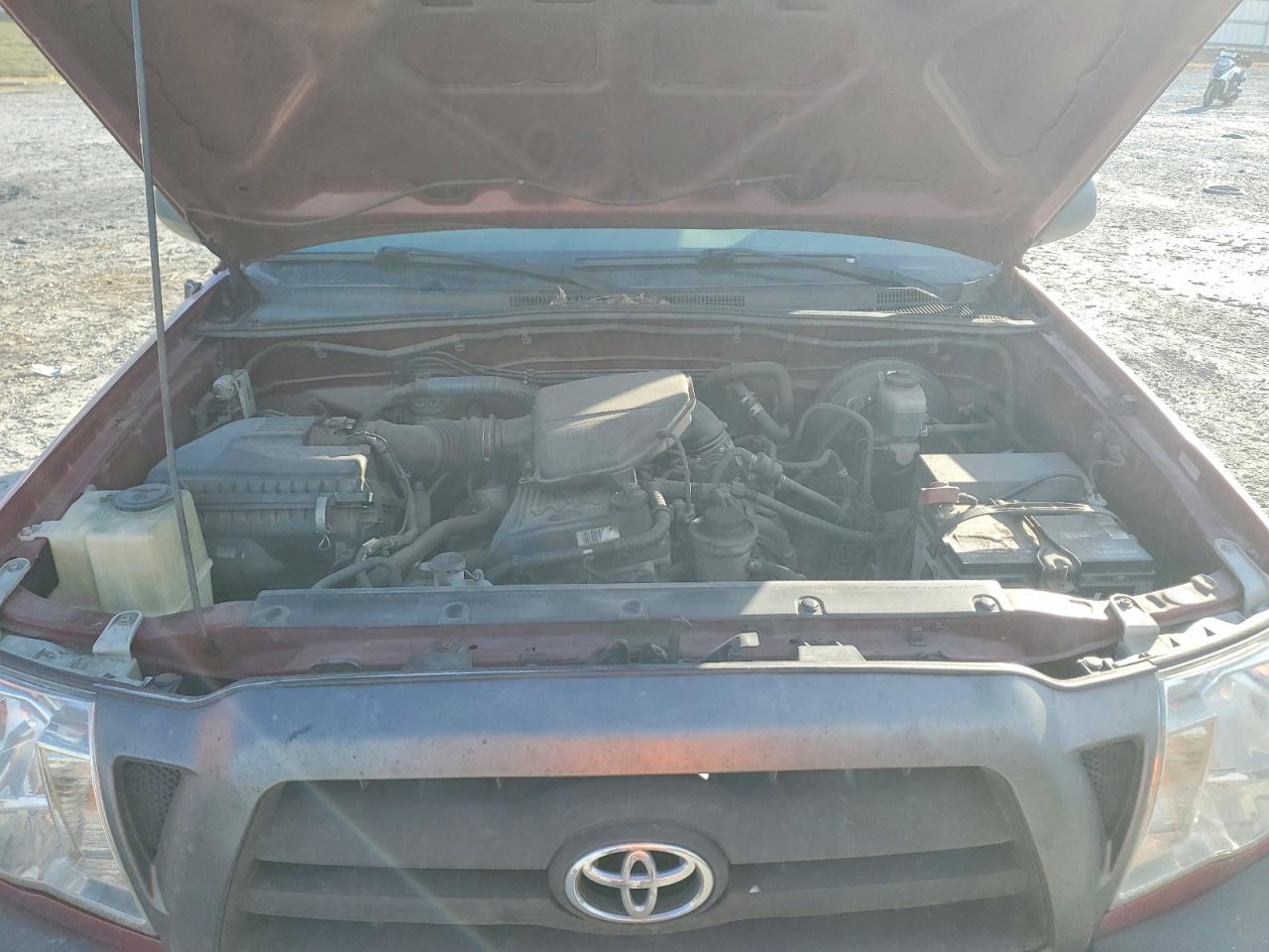 2006 TOYOTA TACOMA BASE photo 11