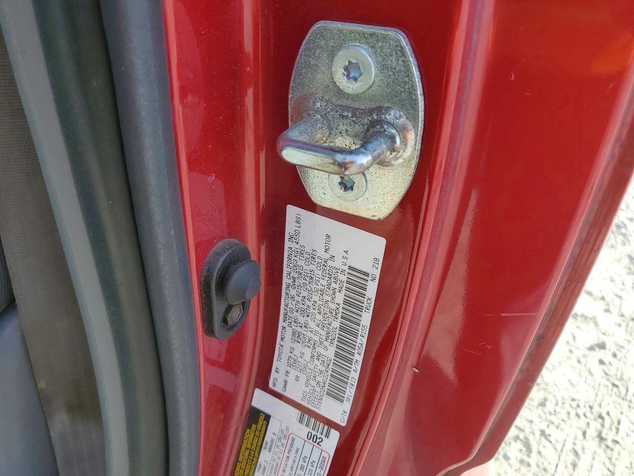 2006 TOYOTA TACOMA BASE photo 12