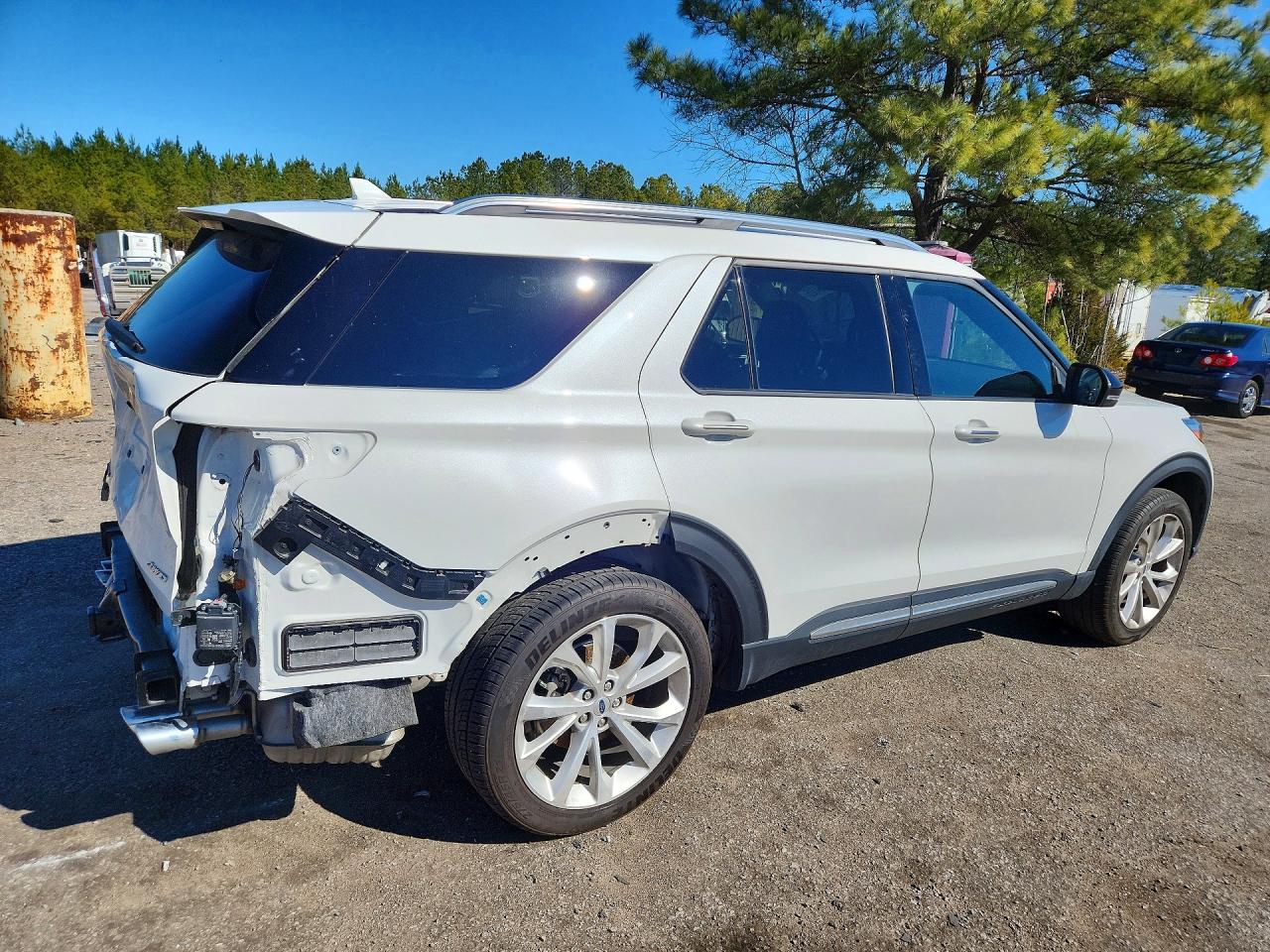 2024 FORD EXPLORER PLATINUM photo 5
