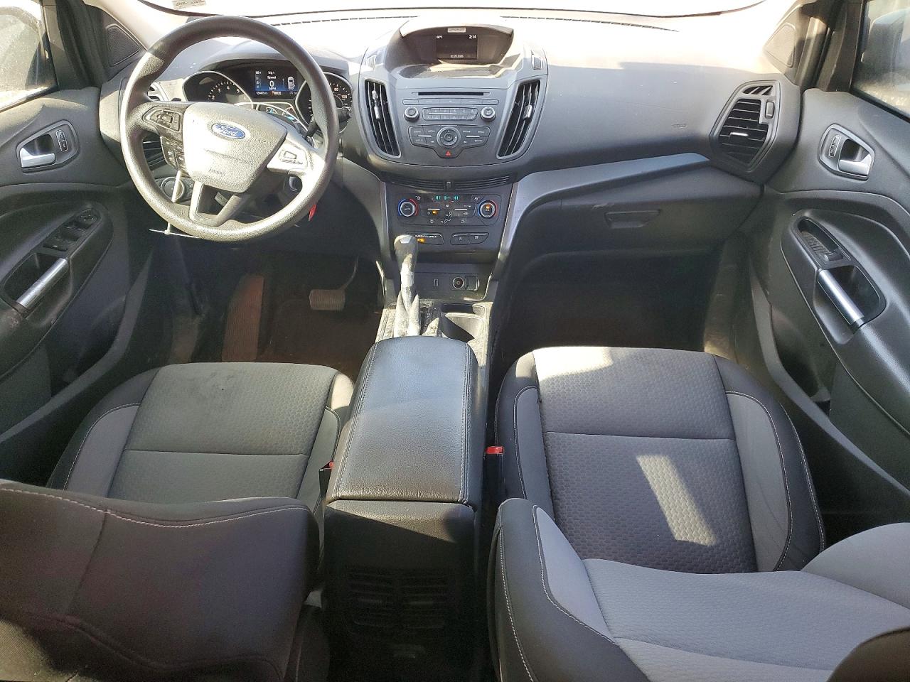 2017 FORD ESCAPE SE photo 15