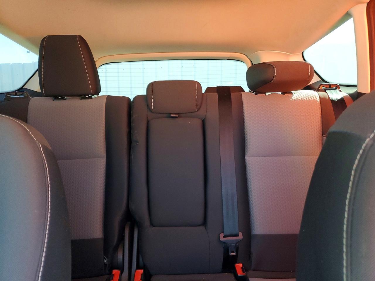2017 FORD ESCAPE SE photo 19