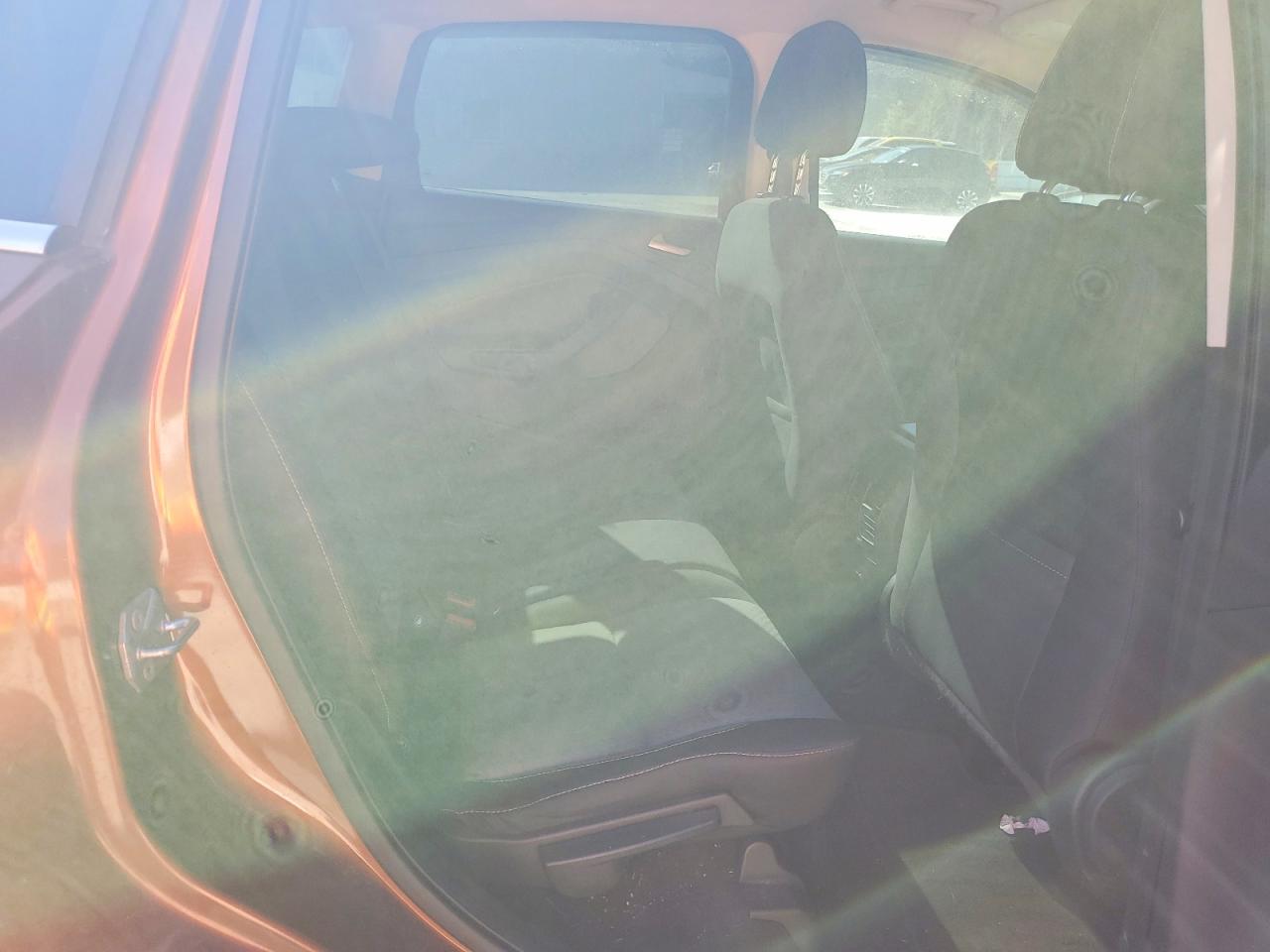 2017 FORD ESCAPE SE photo 21