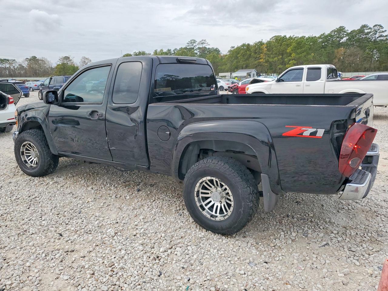 2005 CHEVROLET COLORADO photo 2