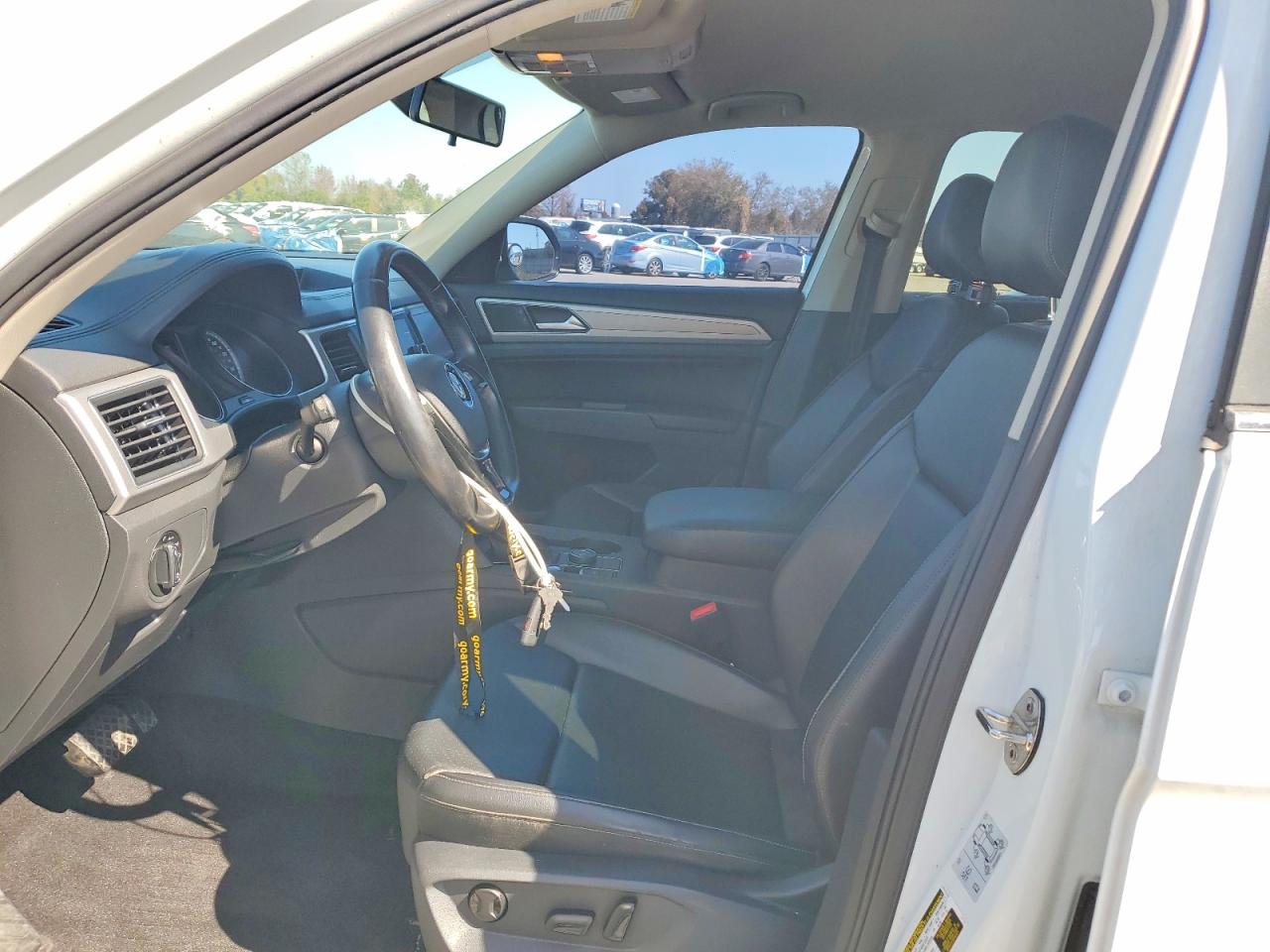 2018 VOLKSWAGEN ATLAS SE photo 13