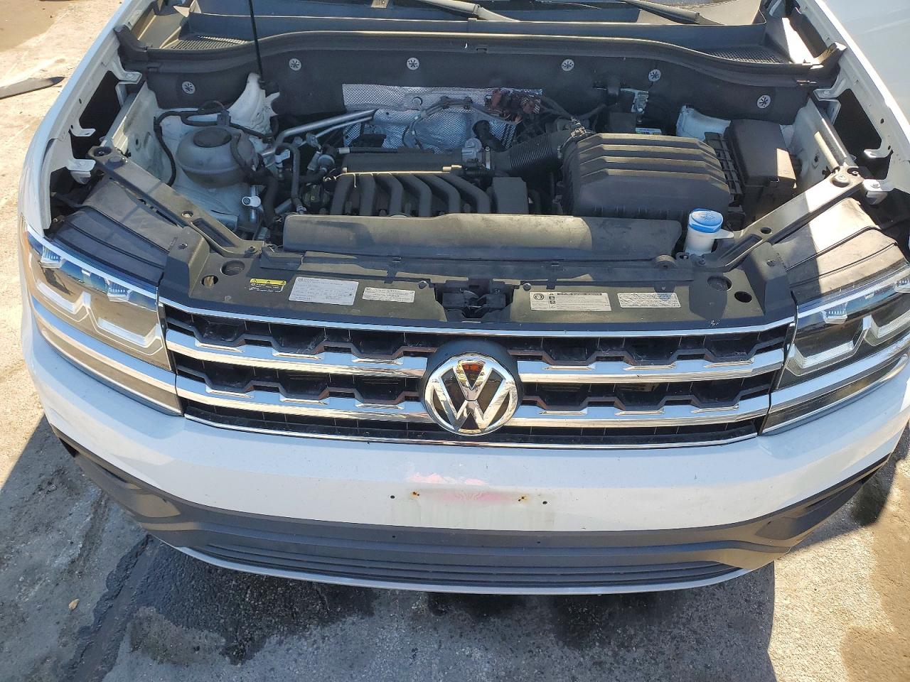 2018 VOLKSWAGEN ATLAS SE photo 23