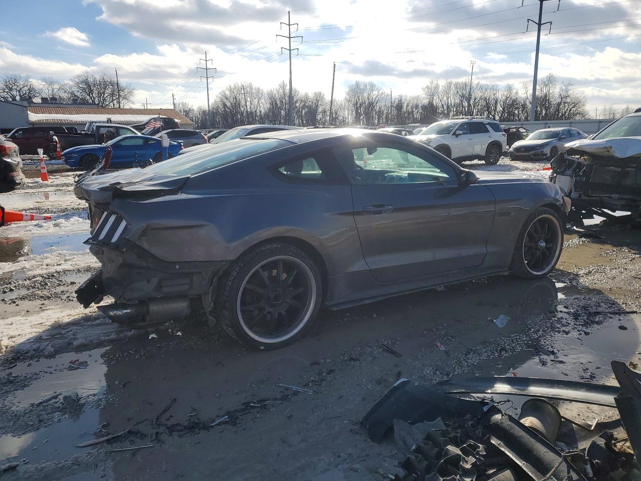 2017 FORD MUSTANG GT photo 5