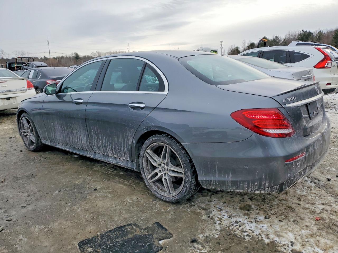 2018 MERCEDES-BENZ E 300 4MATIC photo 2