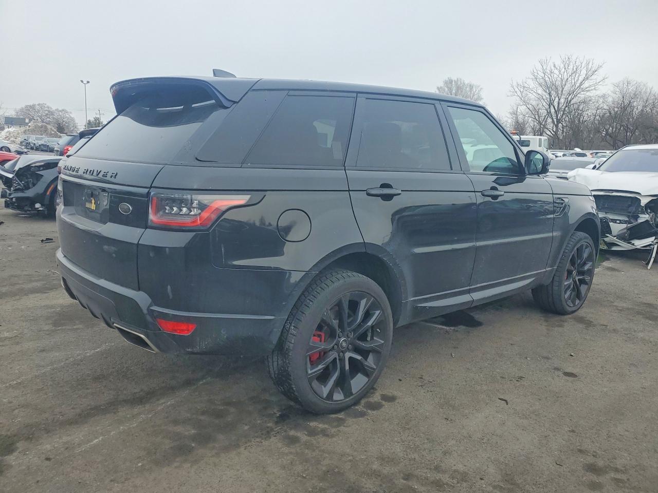 2019 LAND ROVER RANGE ROVER SPORT HST photo 3