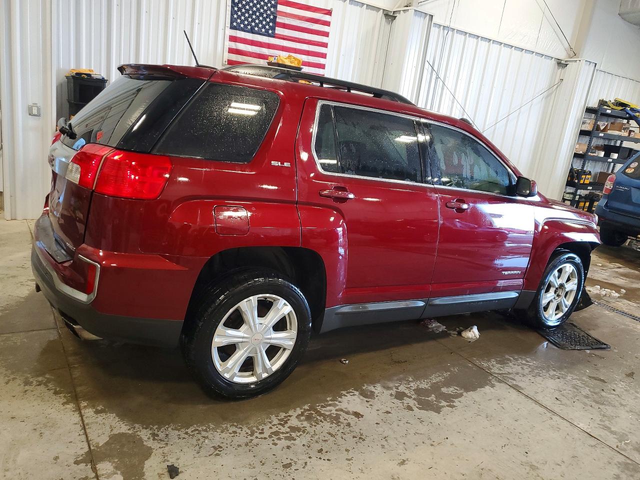 2017 GMC TERRAIN SLE photo 3