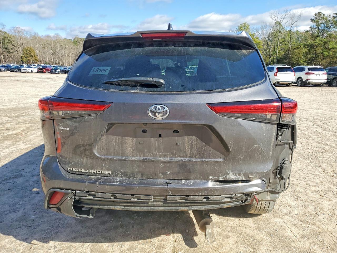 2022 TOYOTA HIGHLANDER L photo 11