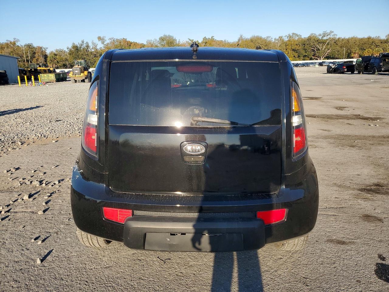 2011 KIA SOUL + photo 16