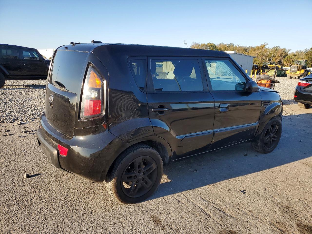 2011 KIA SOUL + photo 7