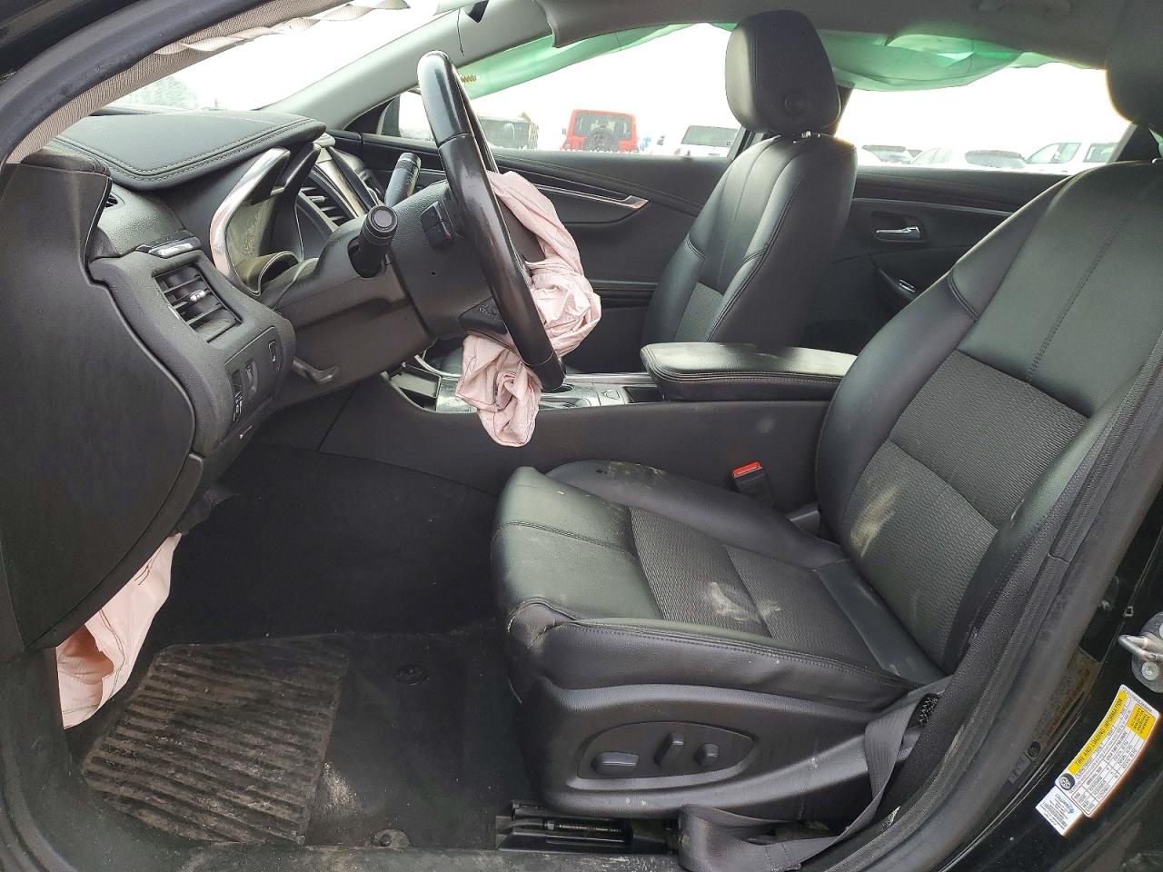 2018 CHEVROLET IMPALA LT photo 13