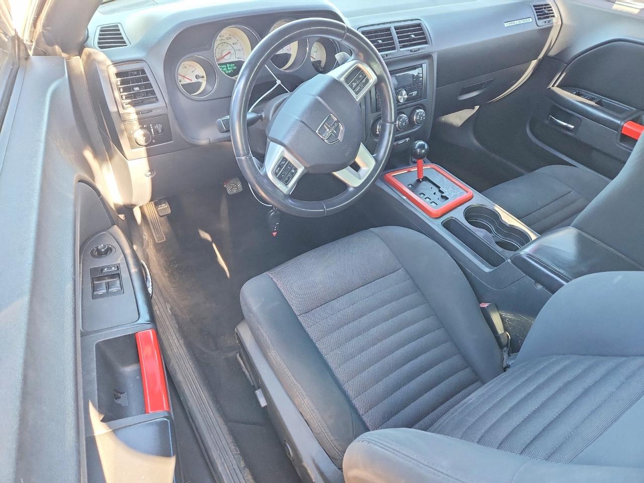 2012 DODGE CHALLENGER R/T photo 15