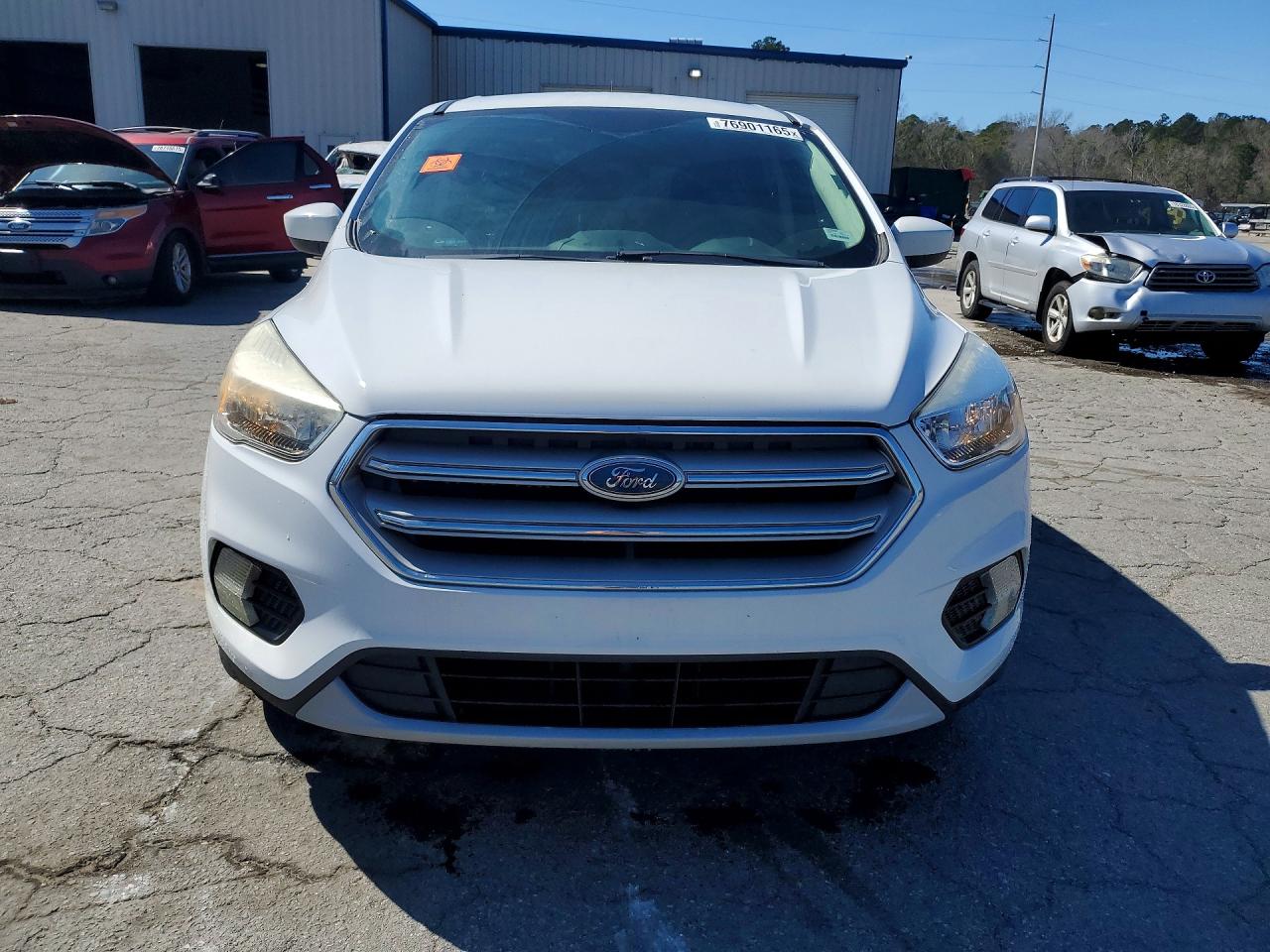 2019 FORD ESCAPE SE photo 9