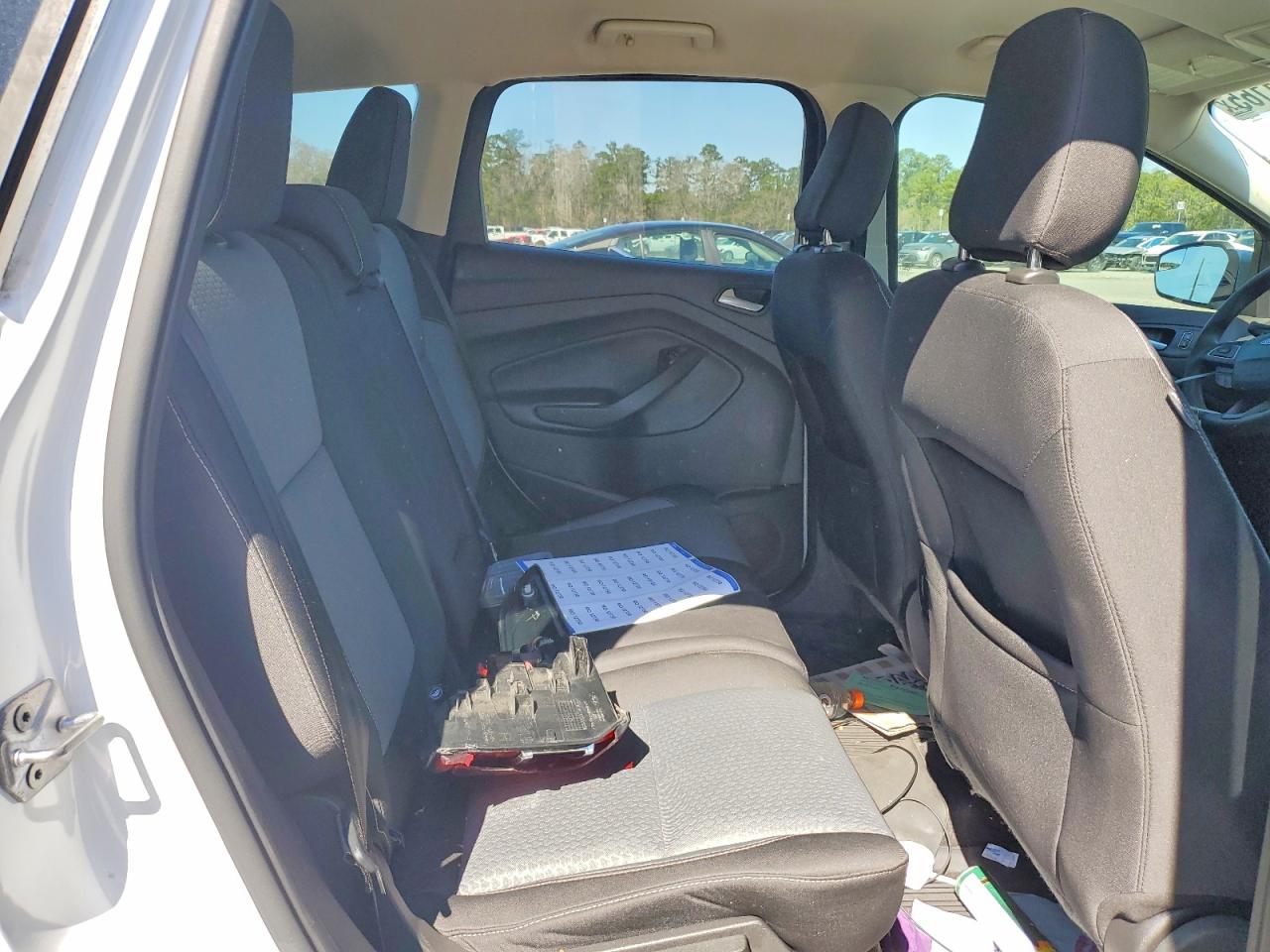 2019 FORD ESCAPE SE photo 21