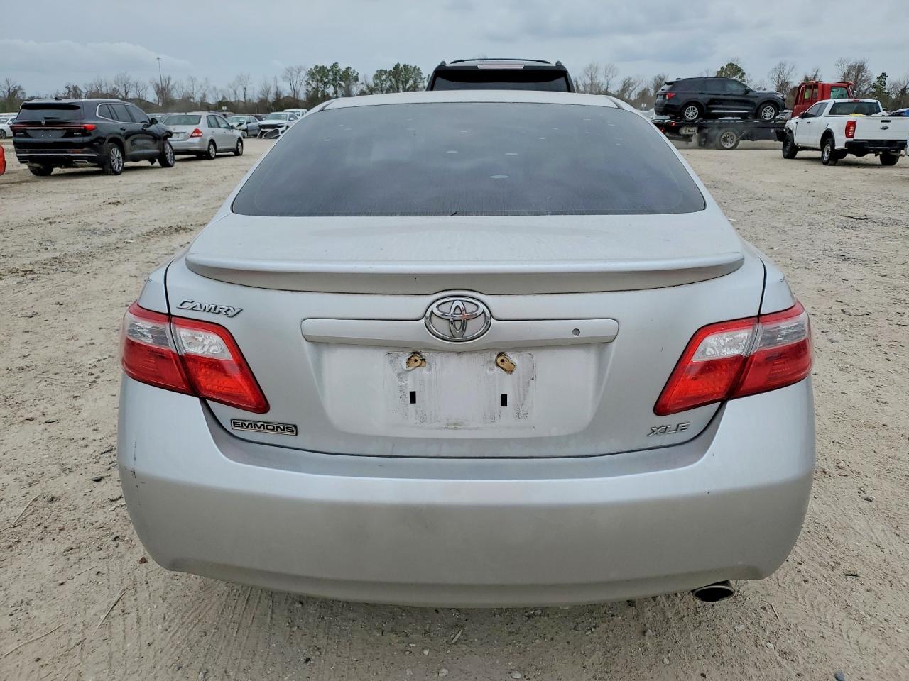 2009 TOYOTA CAMRY photo 6
