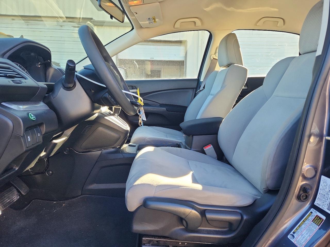 2015 HONDA CR-V LX photo 13