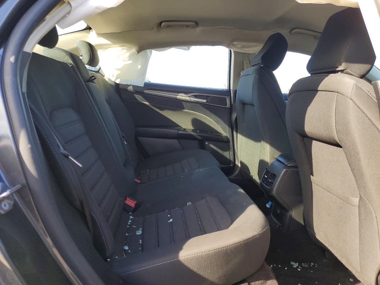 2020 FORD FUSION SE photo 10