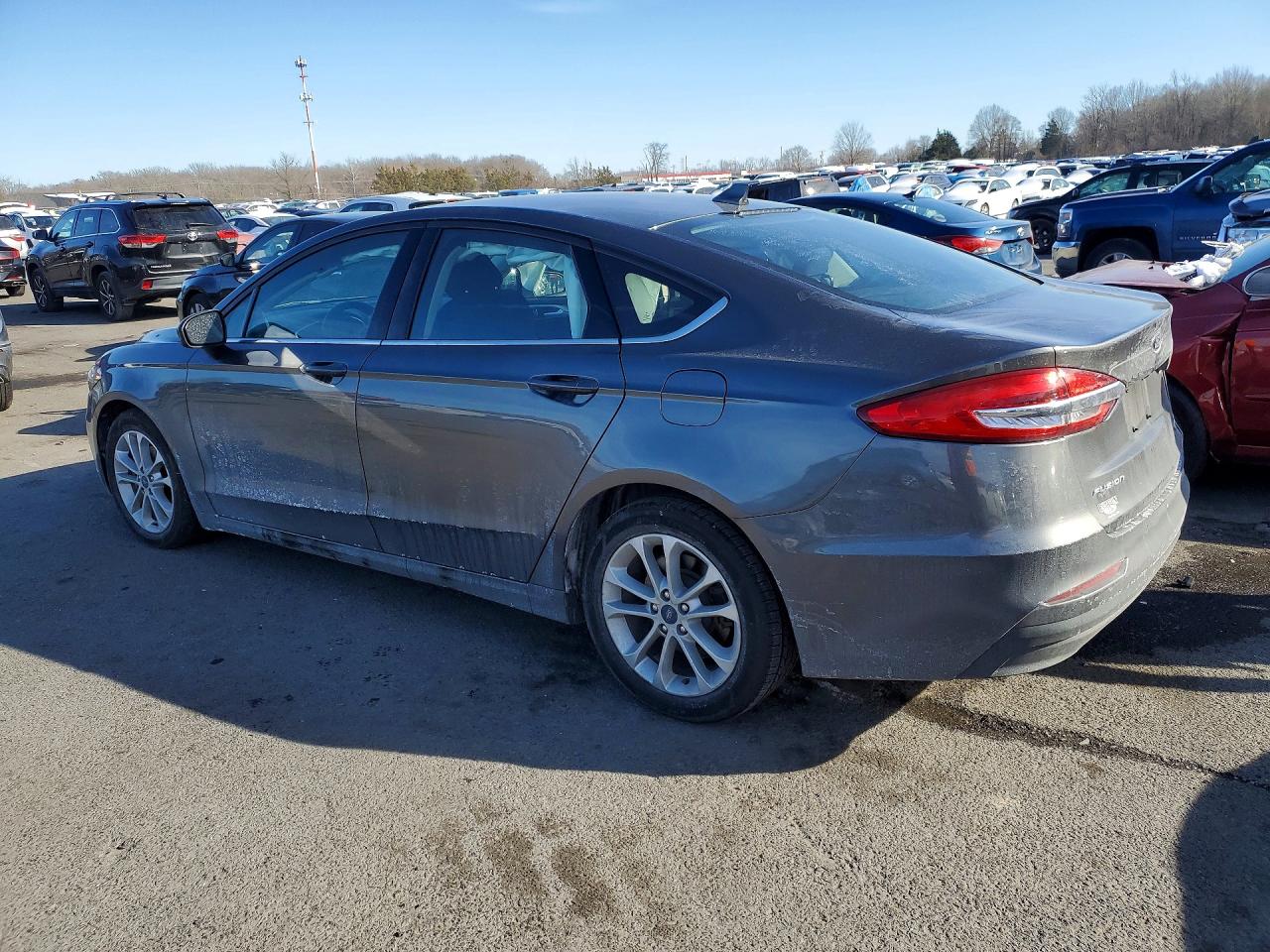 2020 FORD FUSION SE photo 2