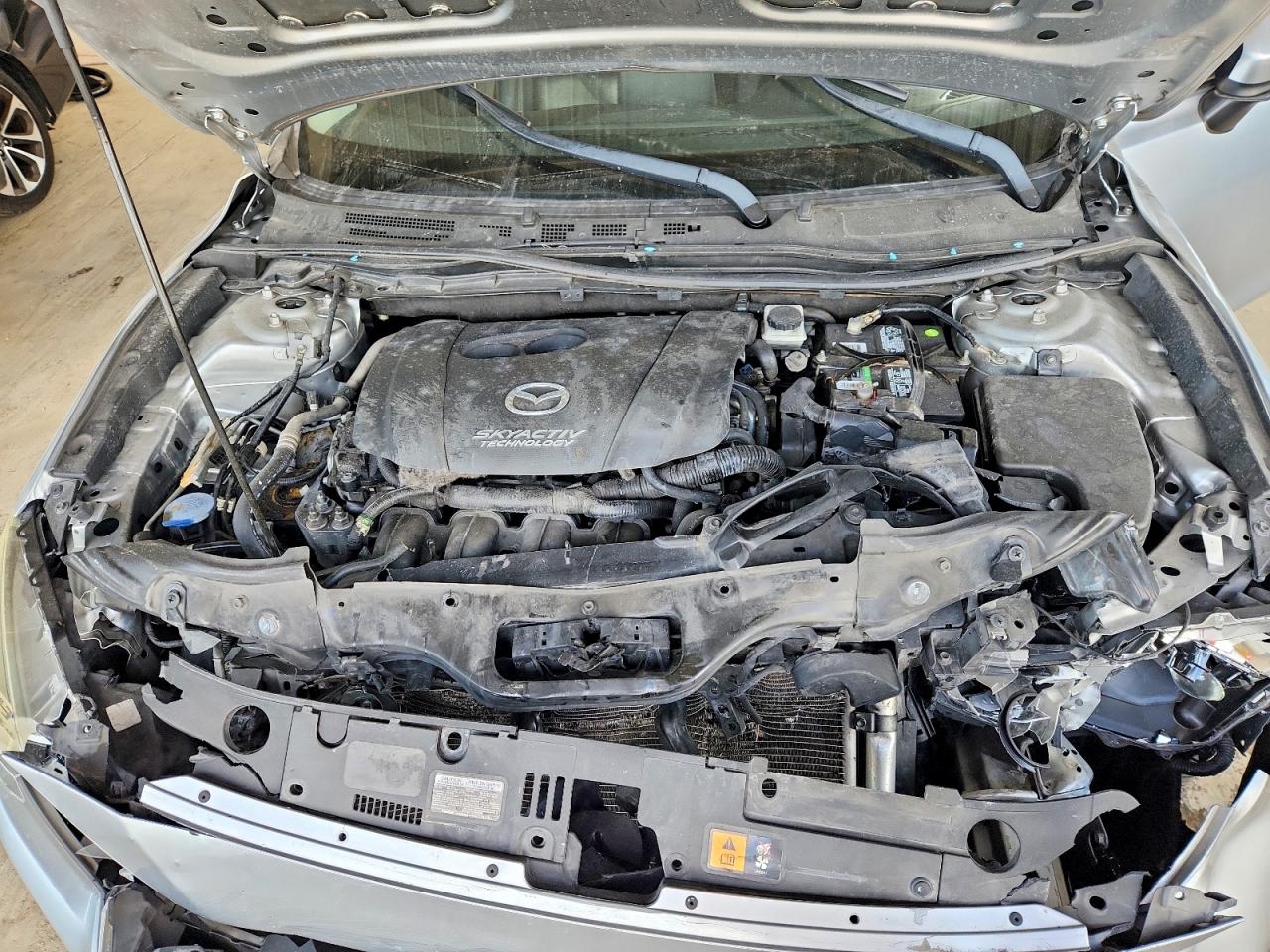 2018 MAZDA 3 TOURING photo 11