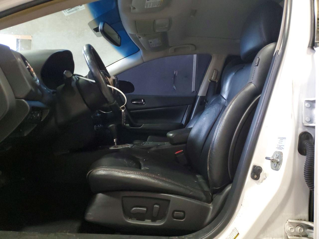 2011 NISSAN MAXIMA S photo 13
