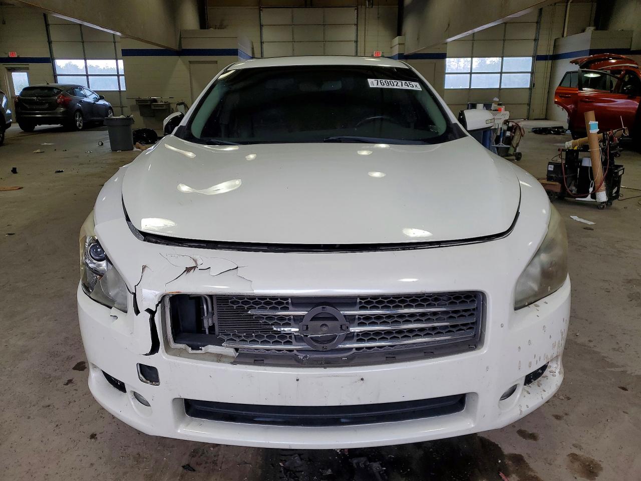 2011 NISSAN MAXIMA S photo 9