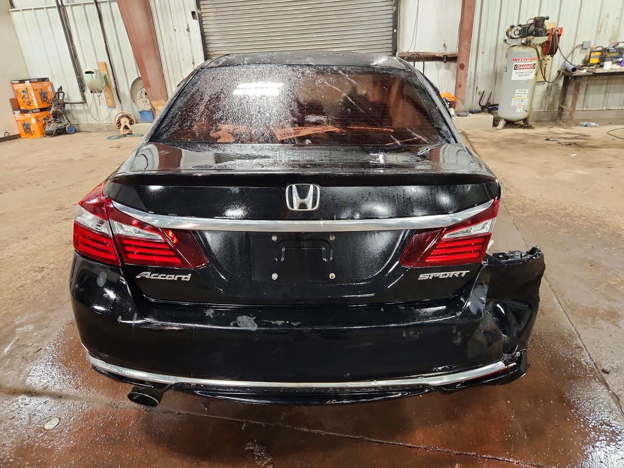 2016 HONDA ACCORD SPORT photo 6