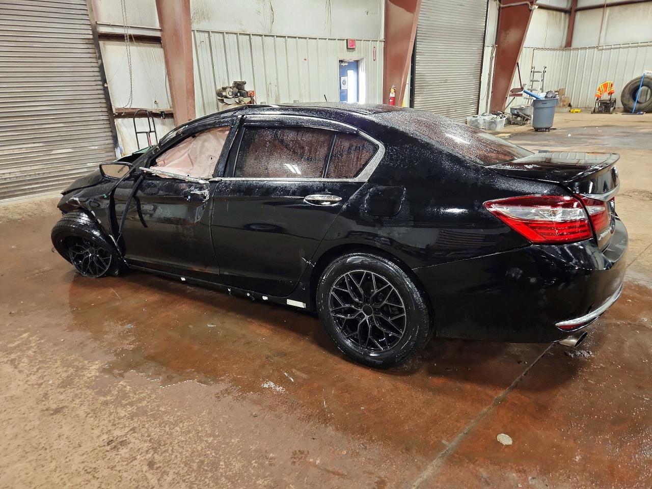 2016 HONDA ACCORD SPORT photo 2