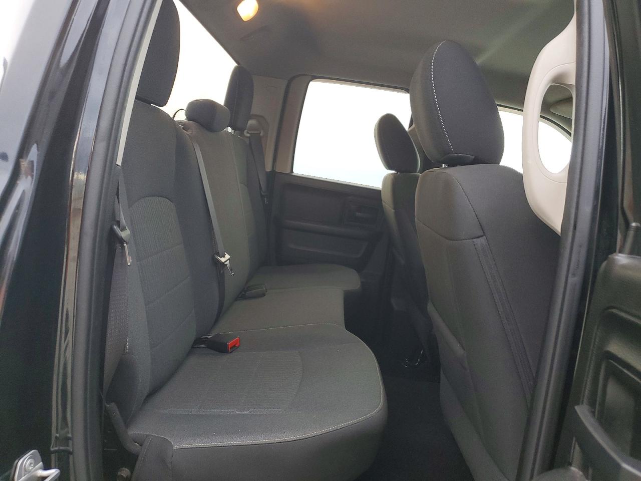 2021 RAM 1500 CLASSIC TRADESMAN photo 10