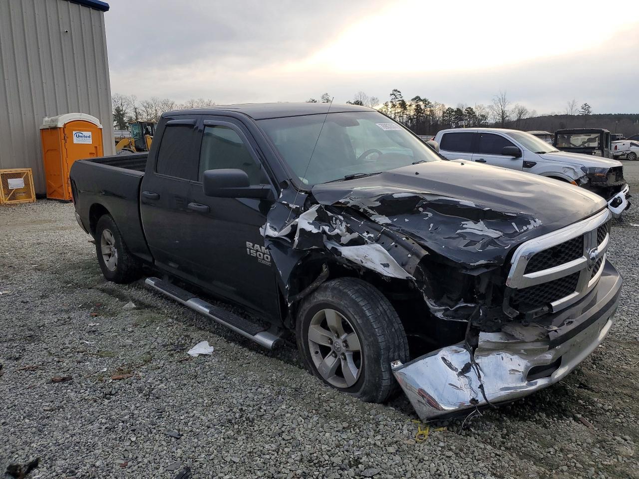 2021 RAM 1500 CLASSIC TRADESMAN photo 4