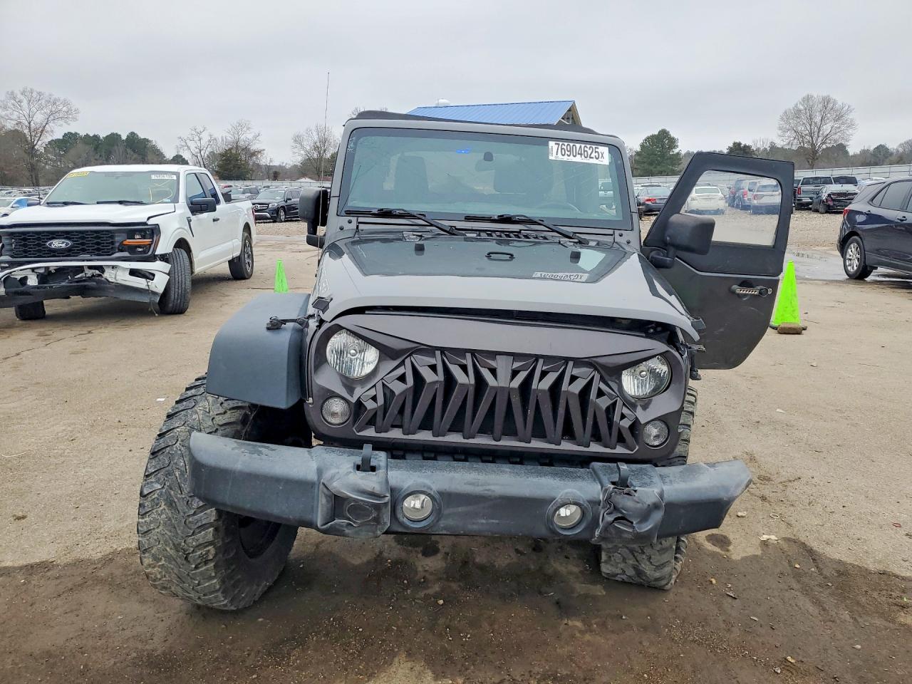 2018 JEEP WRANGLER UNLIMITED SPORT photo 13
