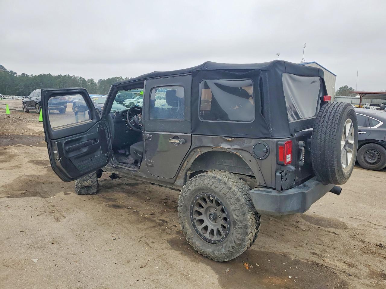 2018 JEEP WRANGLER UNLIMITED SPORT photo 4