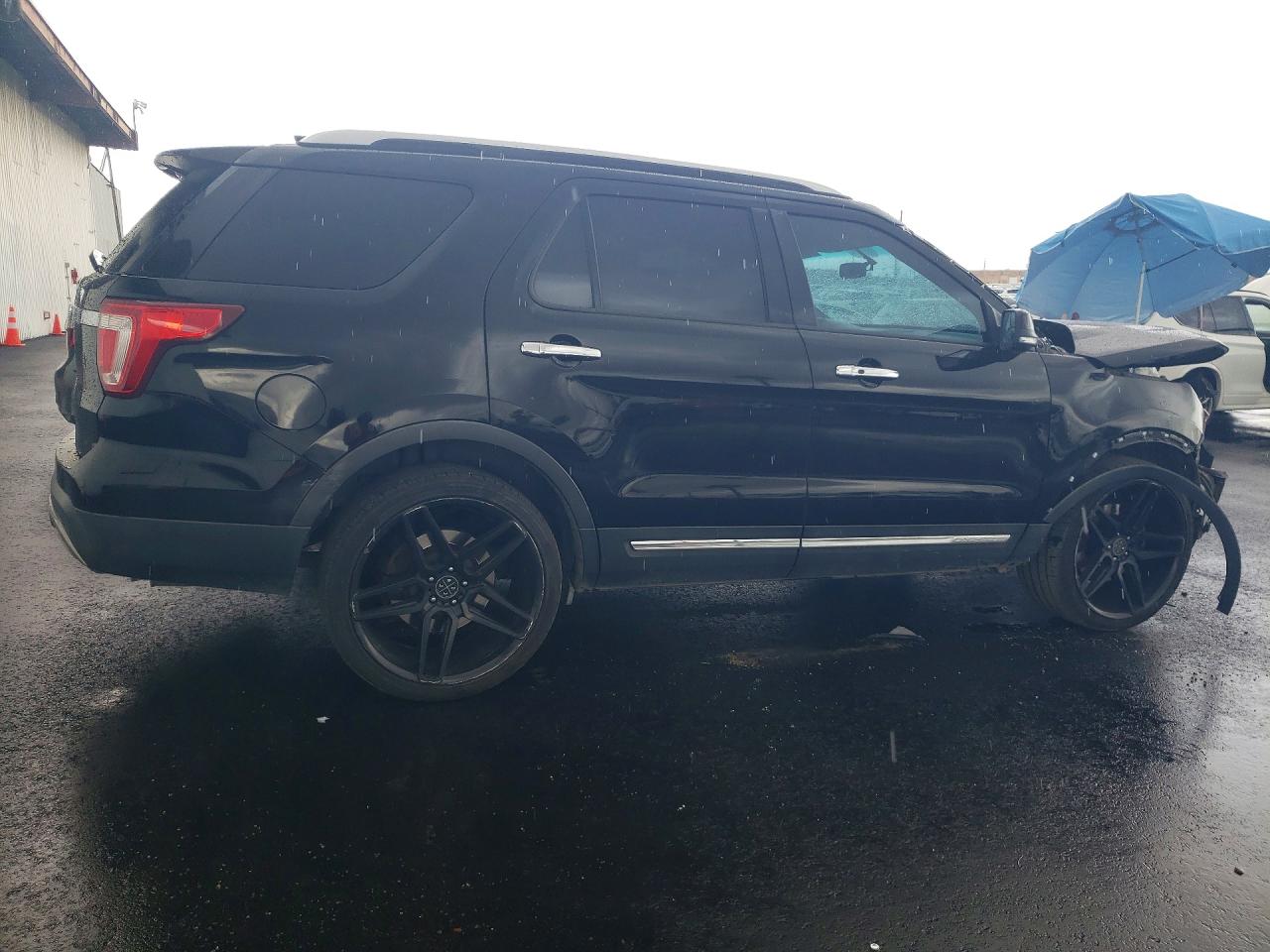 2017 FORD EXPLORER LIMITED photo 5