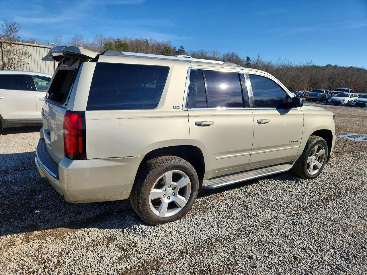 2015 CHEVROLET TAHOE C1500 LTZ photo 5