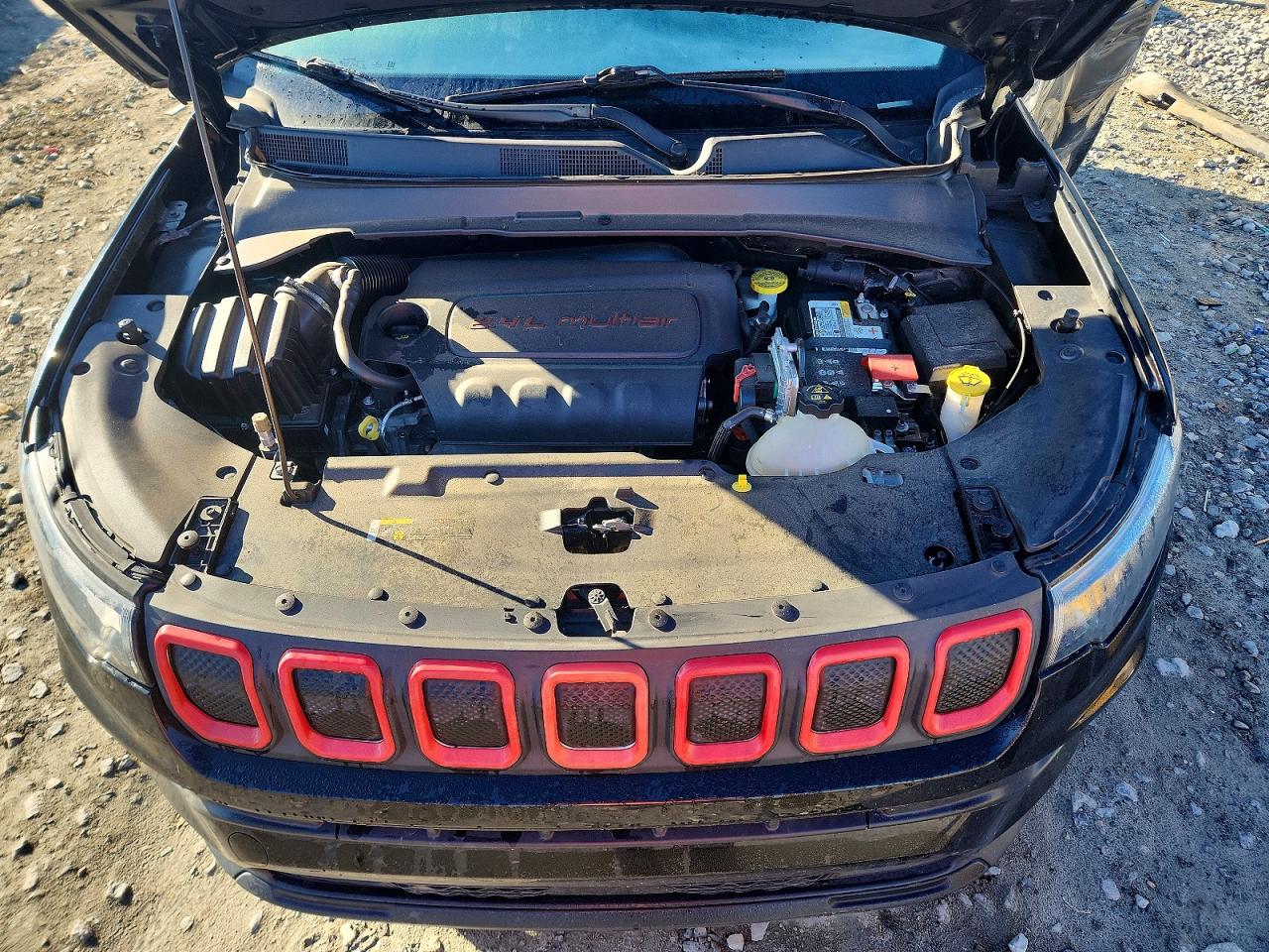 2022 JEEP COMPASS LATITUDE photo 12