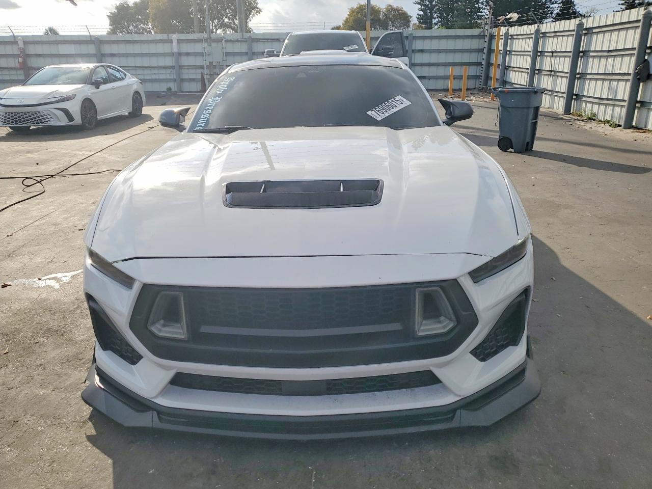 2025 FORD MUSTANG GT photo 13