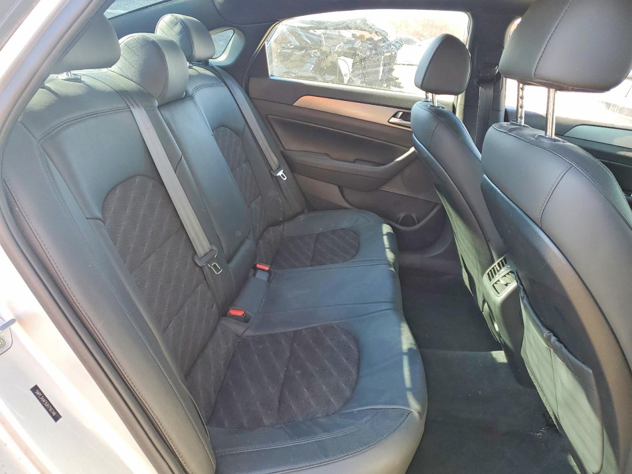 2018 HYUNDAI SONATA SPORT photo 19