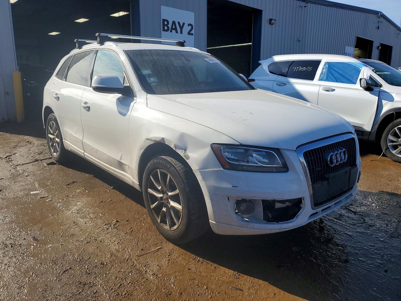 2011 AUDI Q5 PREMIUM photo 7