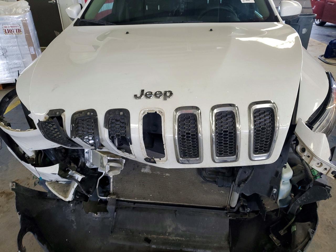 2017 JEEP CHEROKEE LIMITED photo 12