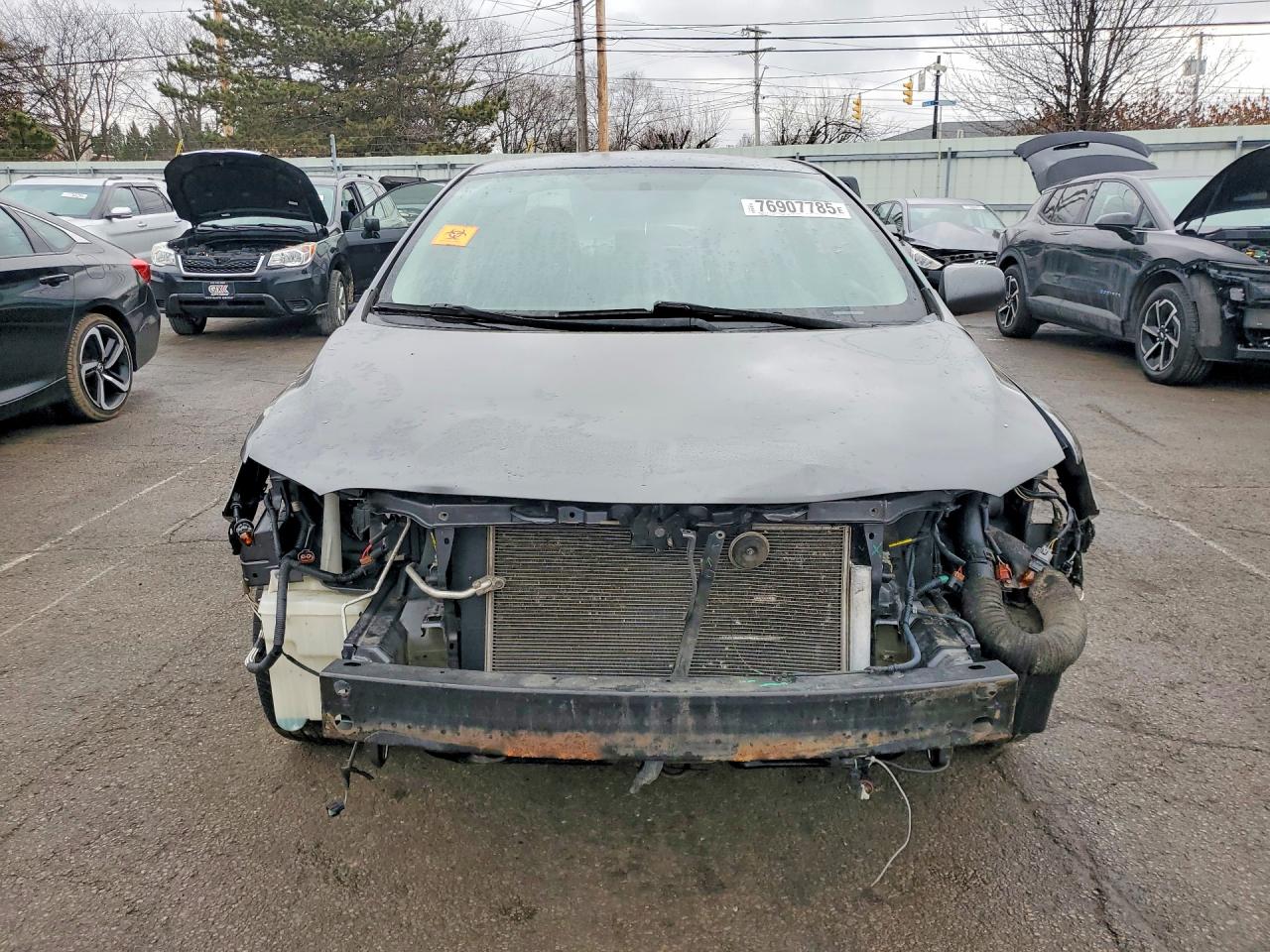2013 TOYOTA COROLLA photo 5