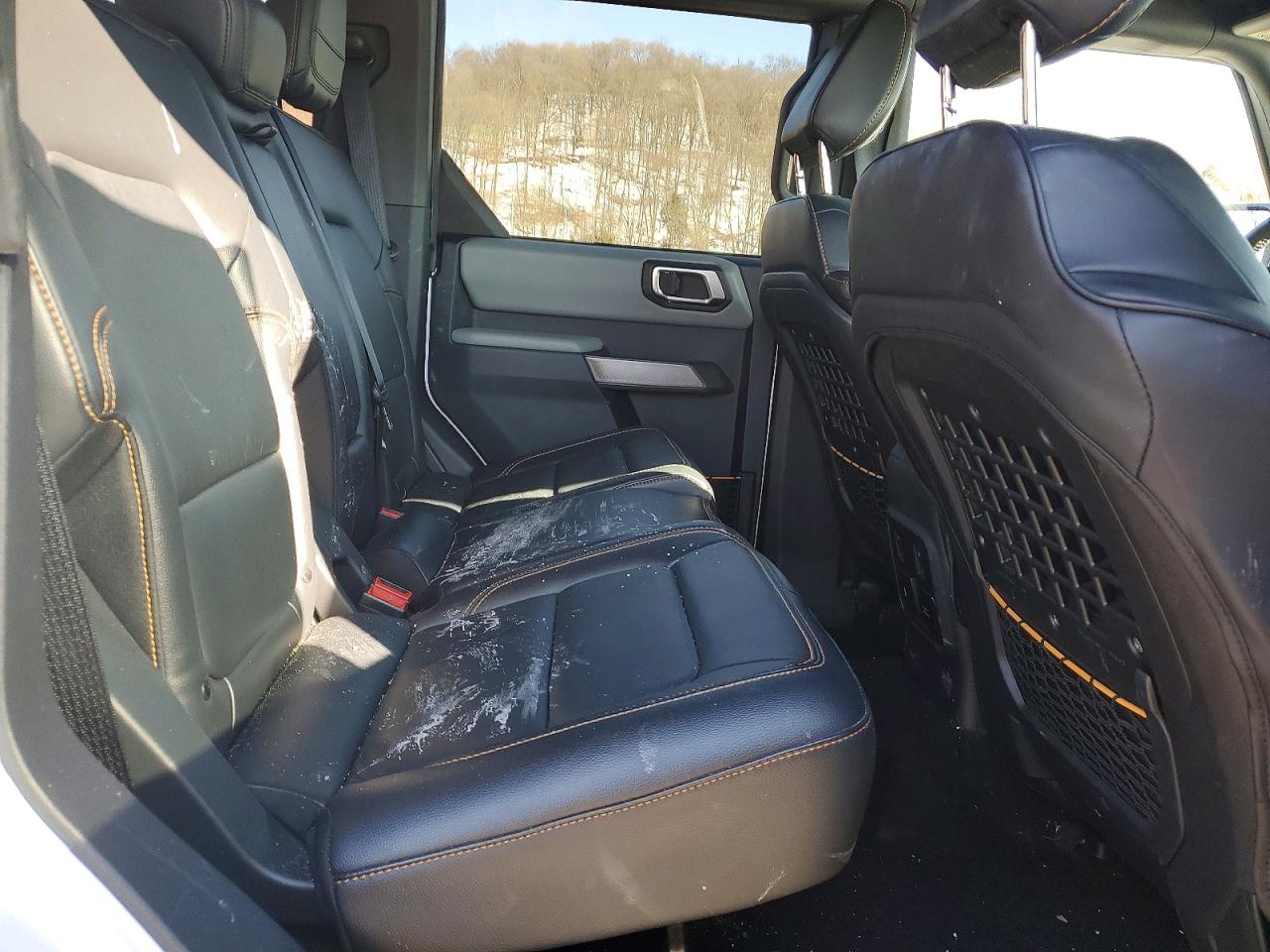 2023 FORD BRONCO BASE photo 28