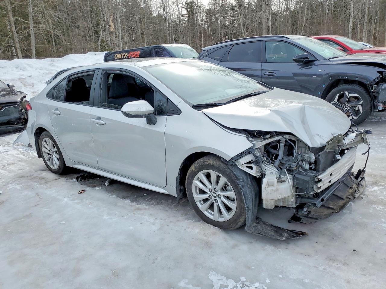 2023 TOYOTA COROLLA LE photo 4